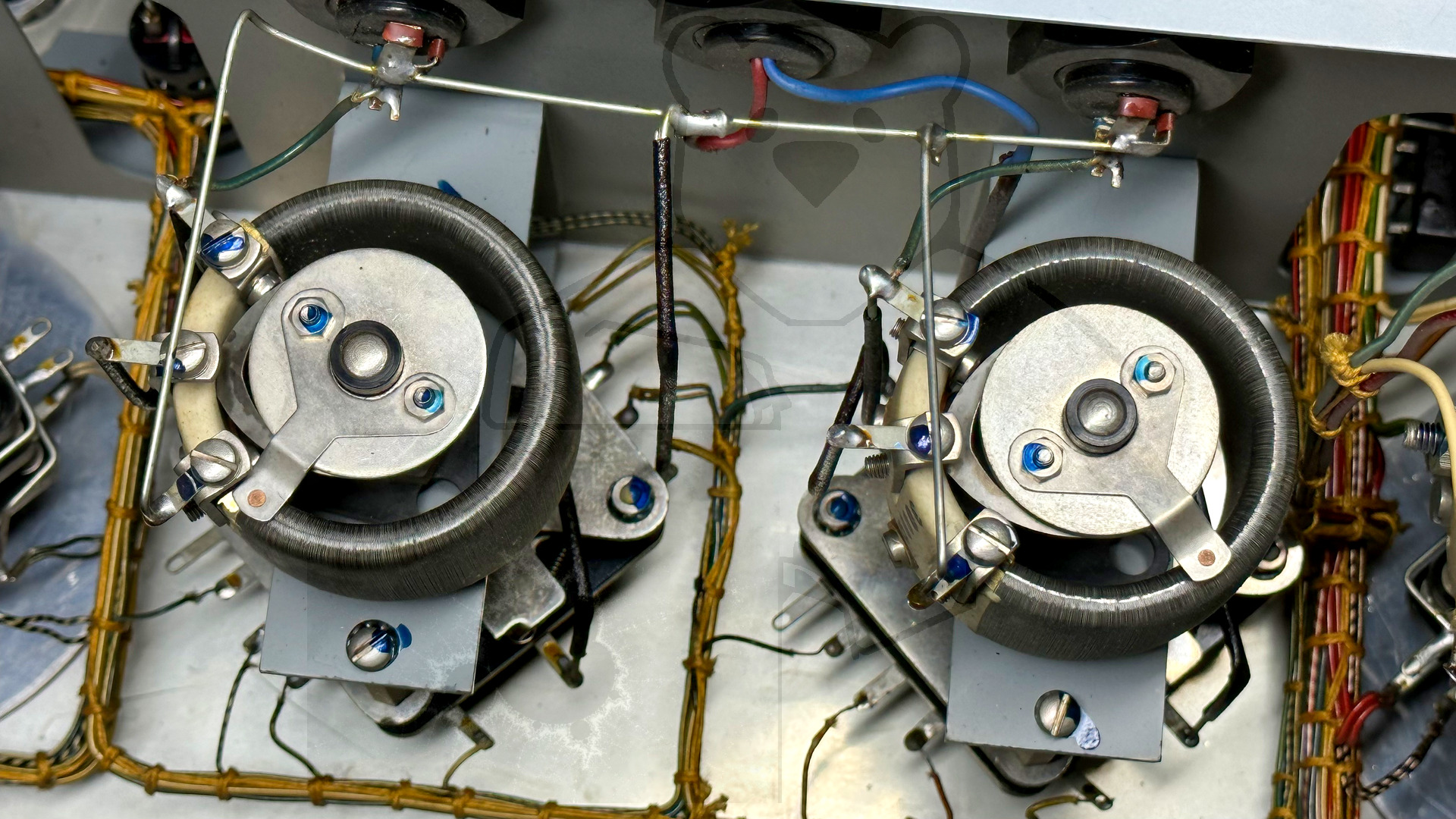 Neuberger RPM370-1 - Innenaufbau